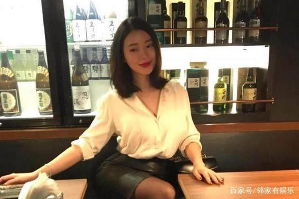 缩略图 | 她因刘强东走红，国外生活奢华，如今成为万人迷！