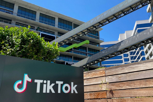 缩略图 | 美媒爆料：美国要求TikTok出售其在美资产的计划已“无限期搁置”
