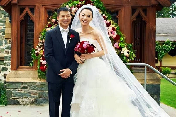 缩略图 | 演员姚晨官宣离婚：与曹郁已于多年前结束婚姻关系