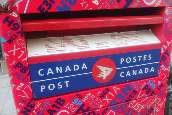 缩略图 | 加拿大邮政推进永久取消传统投递：以后不再送到你家门口！