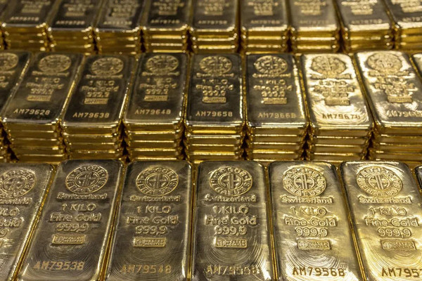 缩略图 | 中国一个月抛257亿美债，央行连续10个月买入黄金！