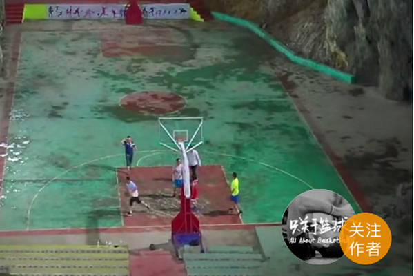 缩略图 | 贵州人的山洞篮球场，也太酷了吧！