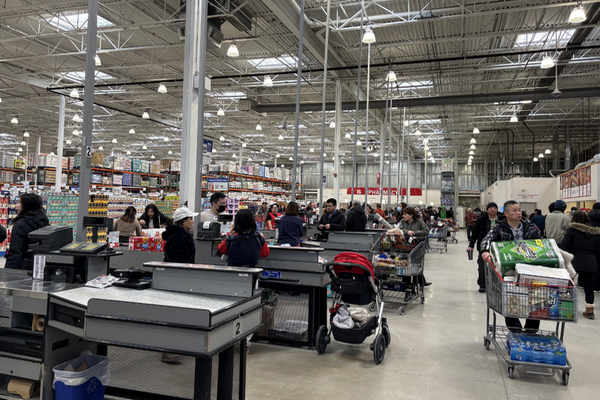 缩略图 | Costco顾客结账被“扣”会员卡，当众带走！真相令人无语……