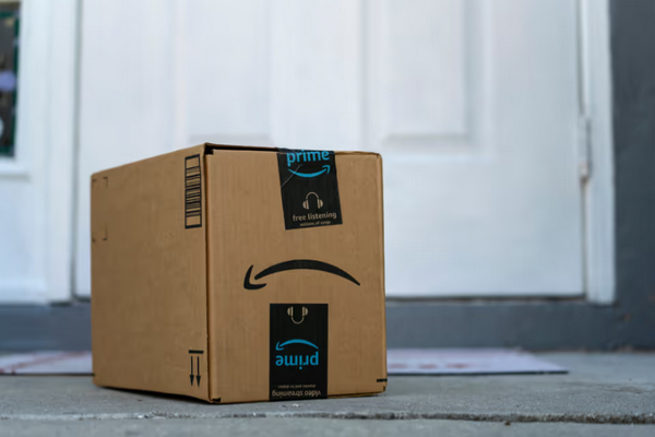 缩略图 | 顾客赢了！快递"放门口""交给住户"不算交付，加拿大亚马逊被罚2万！