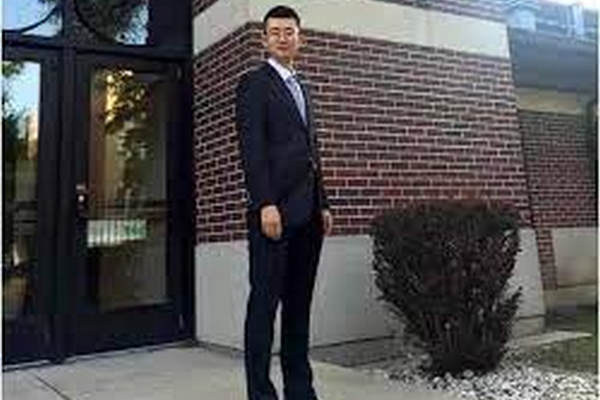 缩略图 | 芝加哥中国留学生被捕，被指控充当中国政府间谍