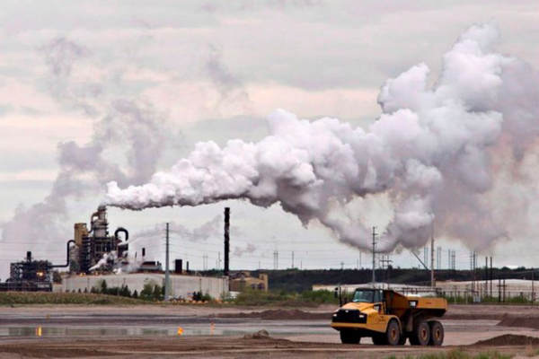 缩略图 | 多数加拿大人希望废除或暂时免征碳税！