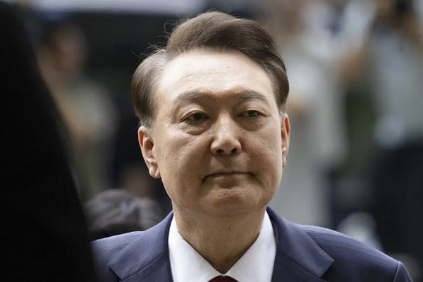 缩略图 | 韩国检方要求法院判处韩国前总统尹锡悦死刑！