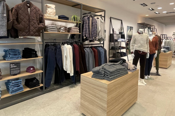 缩略图 | 全线清仓！加拿大时尚品牌宣布：5月18日前关闭所有门店 ！