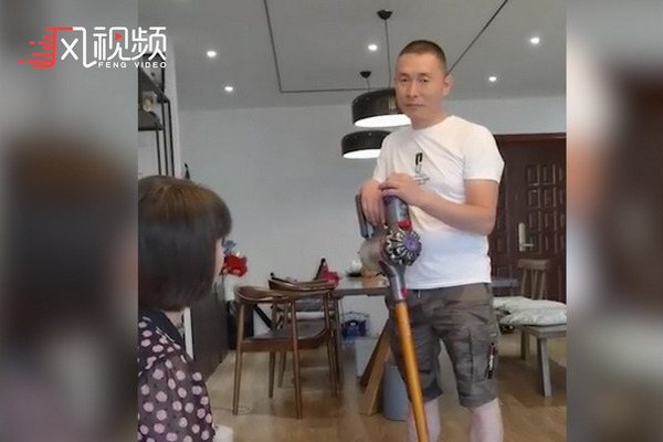 缩略图 | 【视频】男子回应手绘防晒衣藏私房钱：是真的，重庆人都有点怕老婆