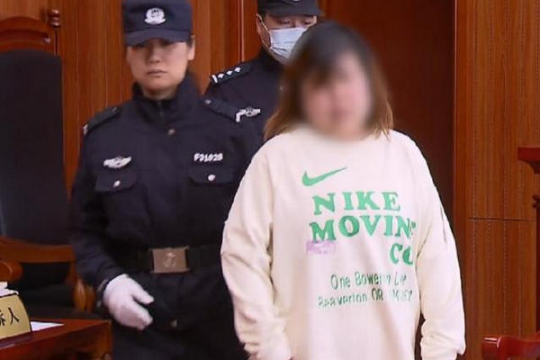 缩略图 | 上海40岁肥胖大妈变身“白富美”，网络相亲骗3男！