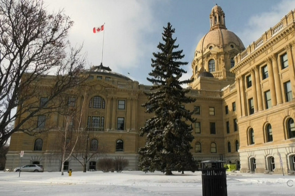 缩略图 | 阿尔伯塔获准推动"独立公投"，需4个月签名17.8万，交全民表决！