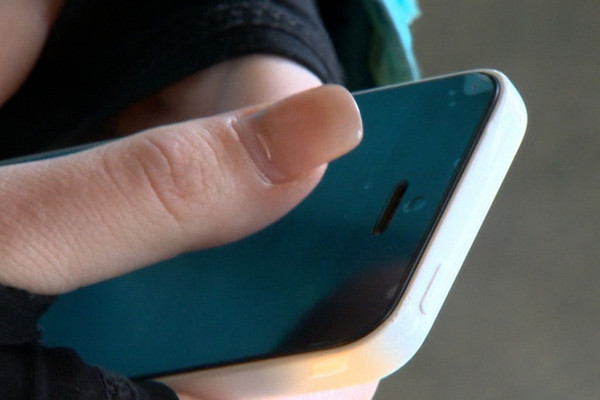 缩略图 | 渥太华女子因一条短信账户被黑，损失数千元，银行还要追责！