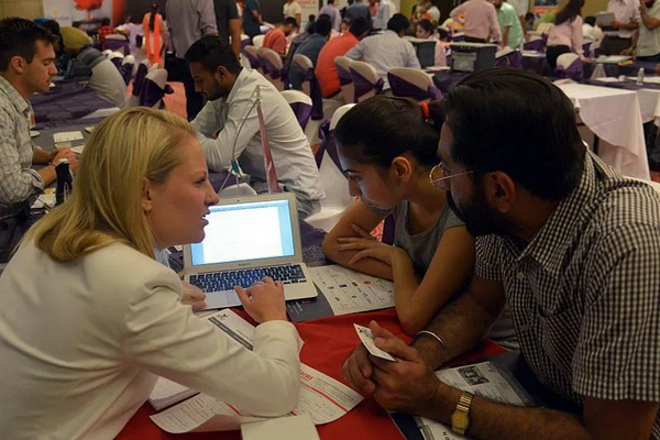 缩略图 | 出国就是一场"豪赌"：印度留学生的套路，在加拿大已经不再奏效！