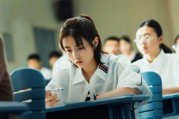 缩略图 | 女孩与父亲合作发SCI，科研之风卷到了中学！