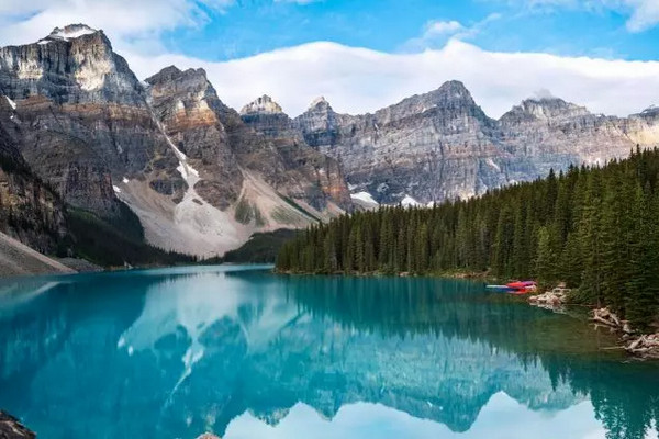 缩略图 | 加拿大梦莲湖入选世界上最美丽湖泊之一！