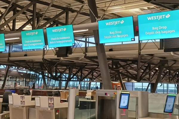 缩略图 | 西捷航空出大事：航班大乱！旅客惊恐：护照等个人信息被盗