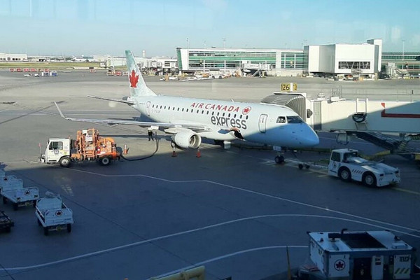 缩略图 | 机票大涨！加拿大回国航班或贵20%，飞印度一度飙到3000加元！