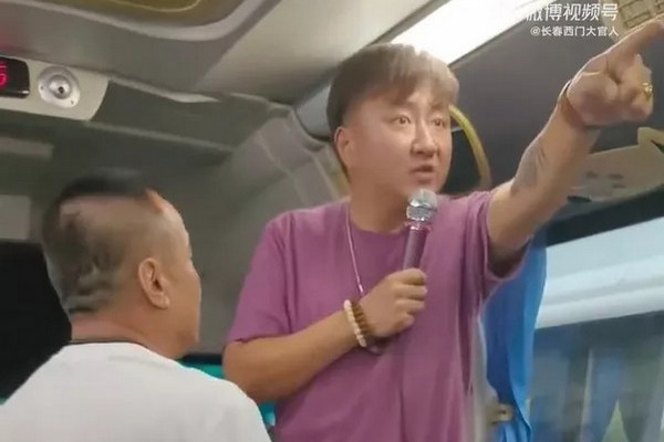 缩略图 | 泰国操普通话导游强逼购物：今晚我就让你回不了中国！