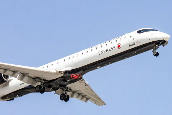 缩略图 | 机票又涨了！今天起，加拿大多家航司集体加价，这些热门航线更贵！